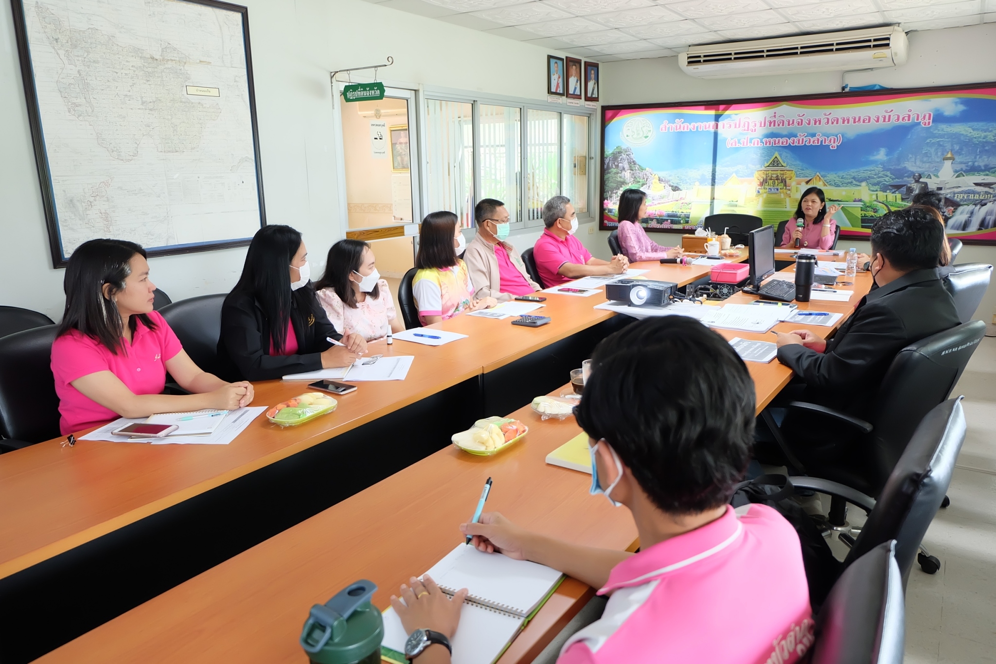 title - ผู้ตรวจราชการ ส.ป.ก. (เขตตรวจราชการที่ 10 ,11 ,12) ประชุมติดตามผลการดำเนินงานตามแผนการตรวจราชการ ส.ป.ก. ประจำปีงบประมาณ พ.ศ. 2566 รอบที่ 2 เขตตรวจราชการที่ 10 ณ ส.ป.ก.หนองบัวลำภู